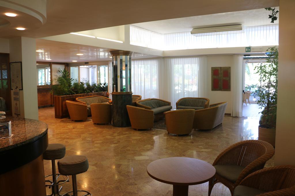 Hotel Smeraldo Lignano Sabbiadoro Luaran gambar