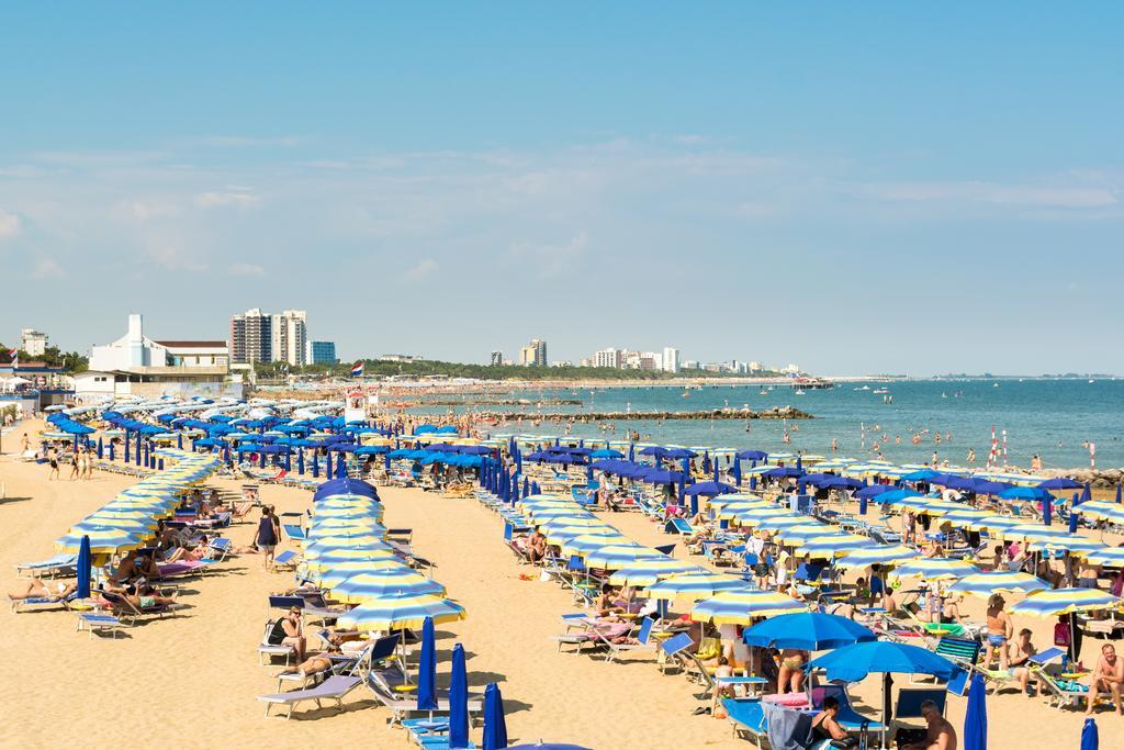 Hotel Smeraldo Lignano Sabbiadoro Luaran gambar