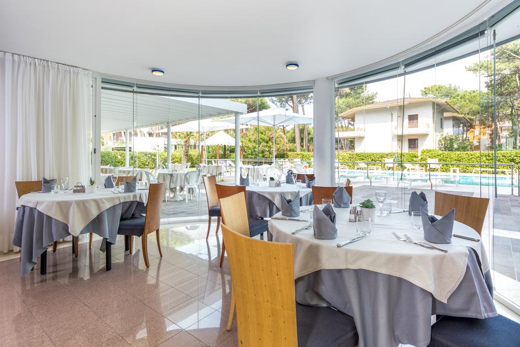 Hotel Smeraldo Lignano Sabbiadoro Luaran gambar