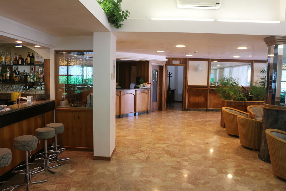 Hotel Smeraldo Lignano Sabbiadoro Luaran gambar